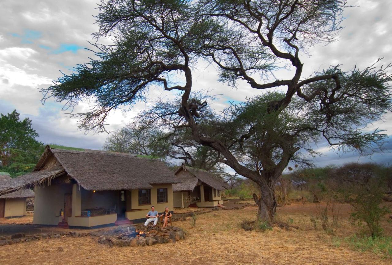 Severin Safari Camp Tsavo West National Park Екстериор снимка