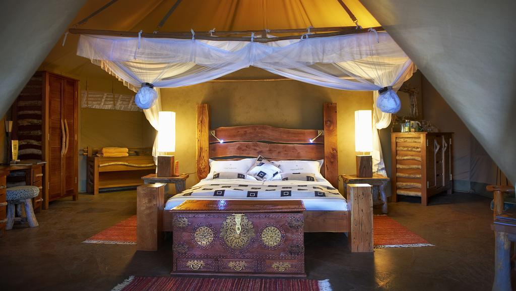 Severin Safari Camp Tsavo West National Park Стая снимка